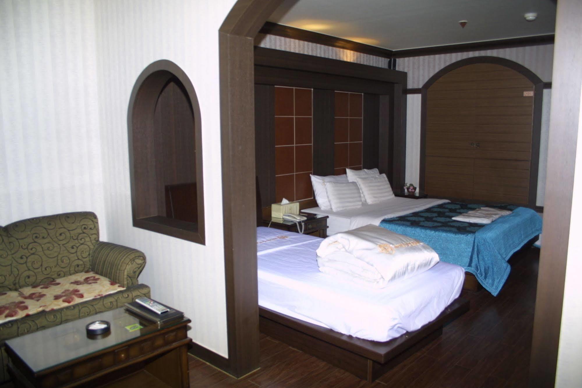 Casa 2* Seoul